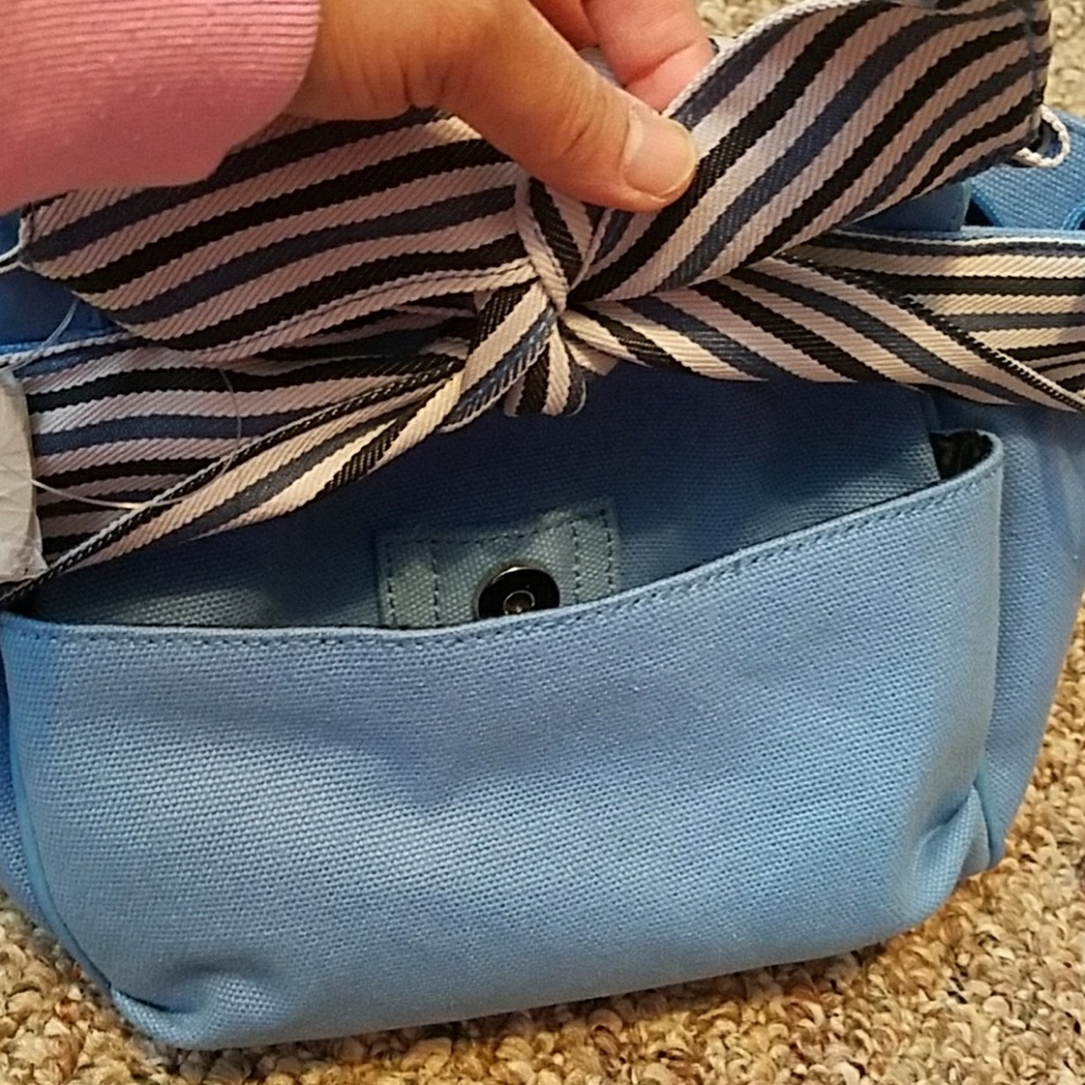 f by fortuna Valentino Canvas Purse. - Picture 5 of 8